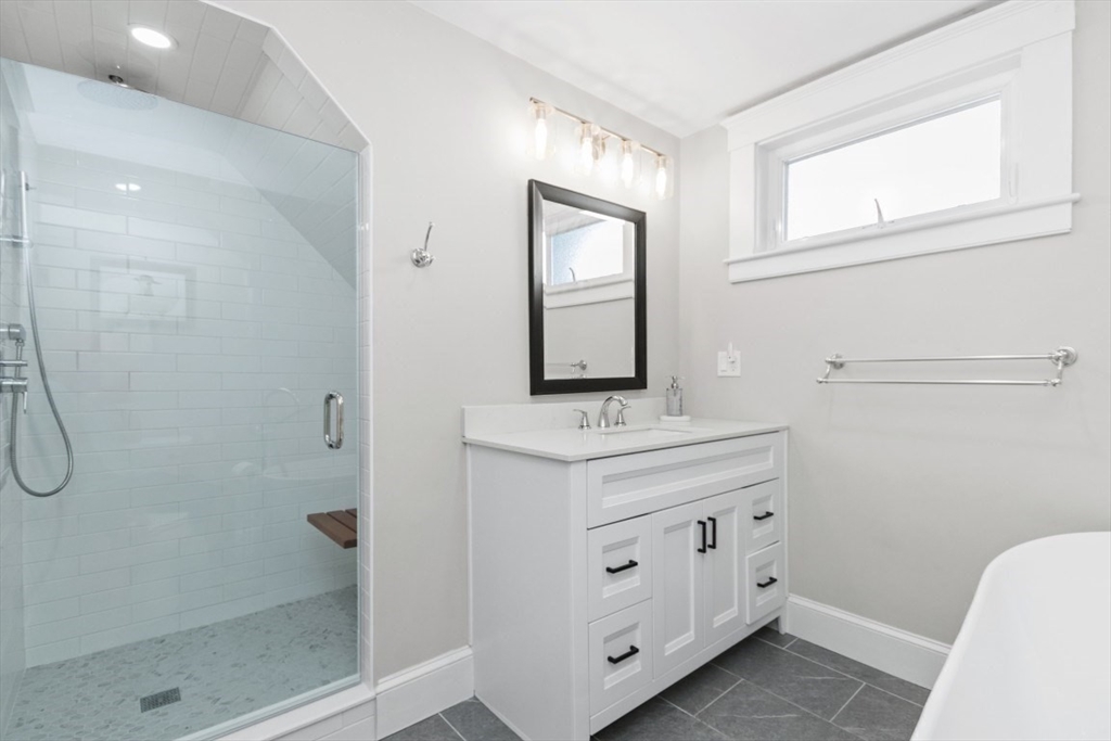 41-43 Elliot St # 1