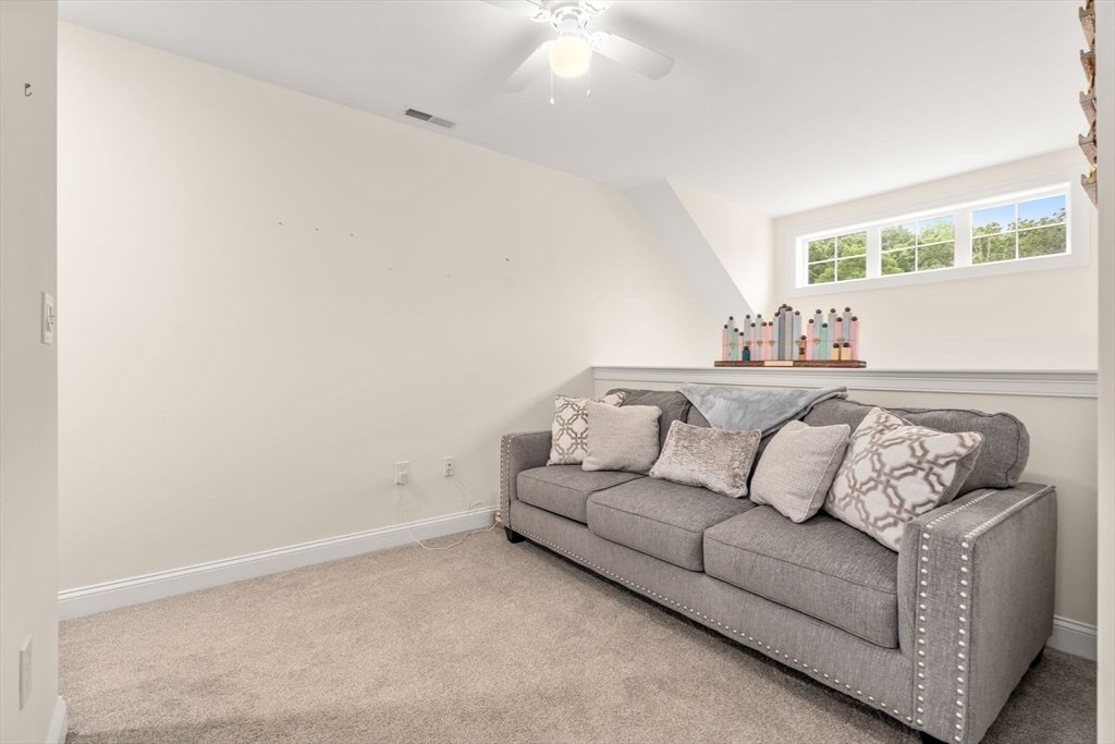 70 Endicott St # 1105
