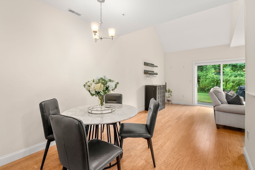 70 Endicott St # 1105