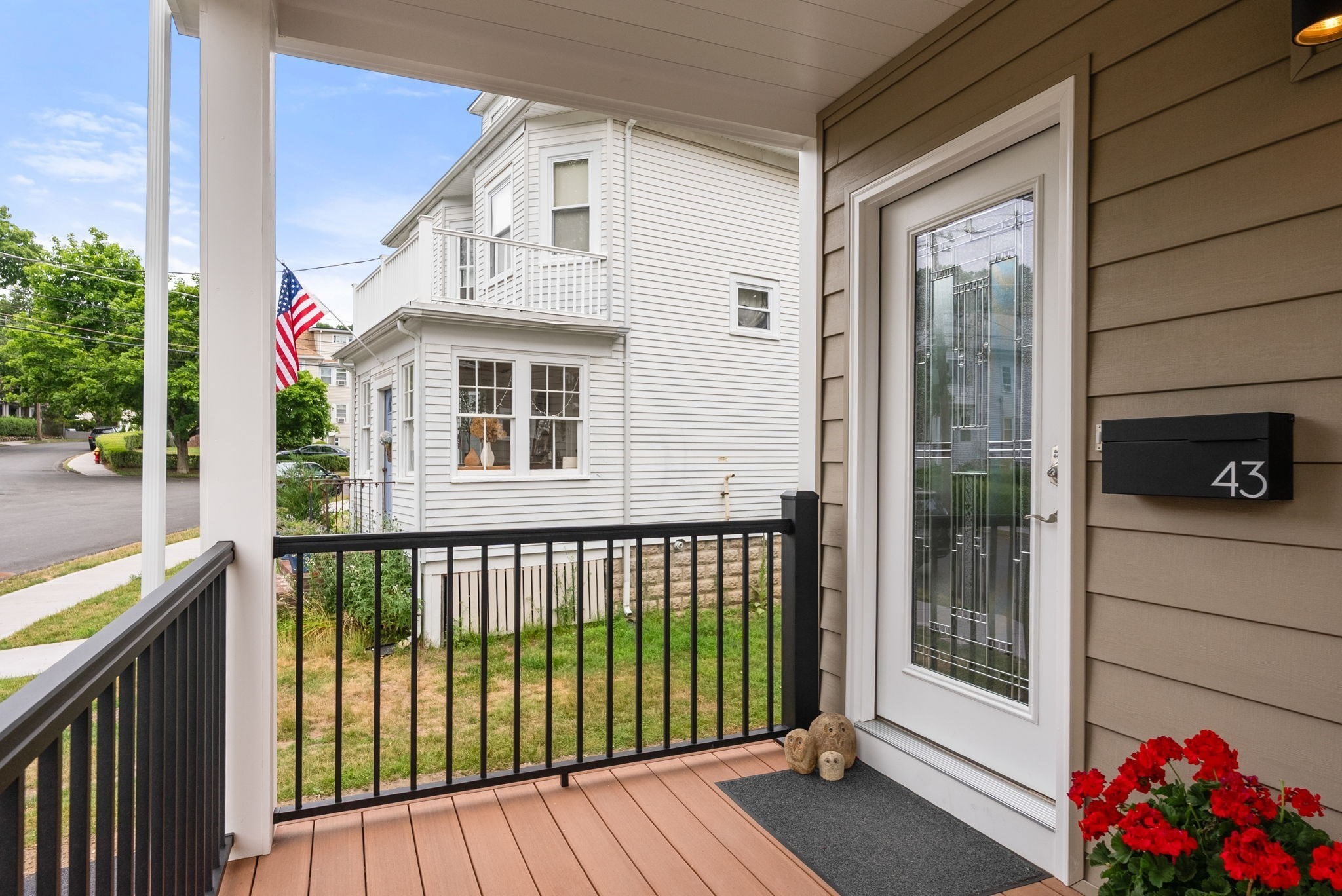 41-43 Elliot St # 2