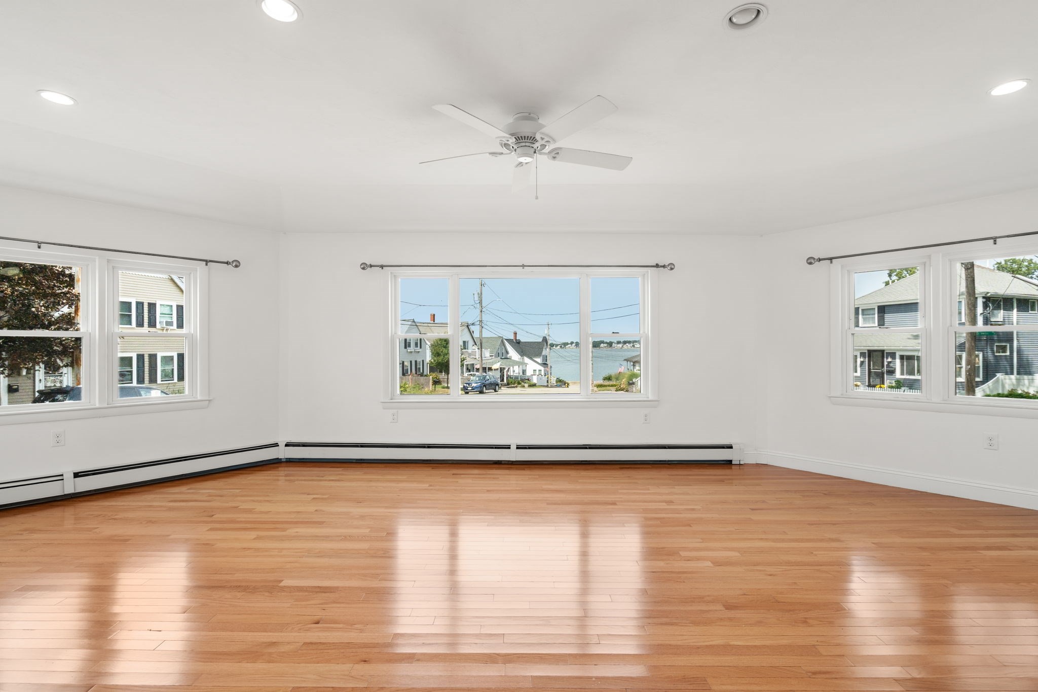 45 Holbrook Rd