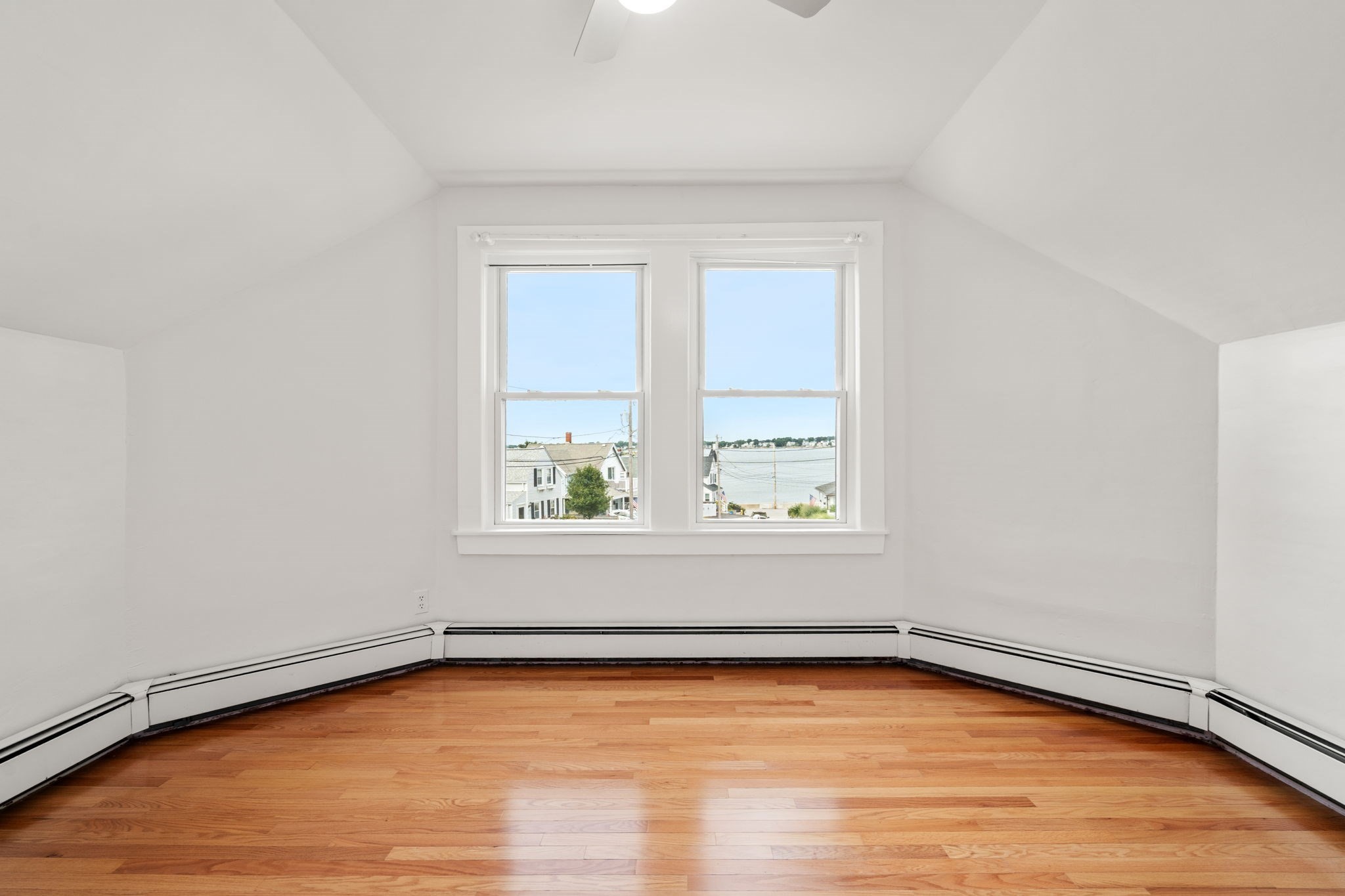 45 Holbrook Rd