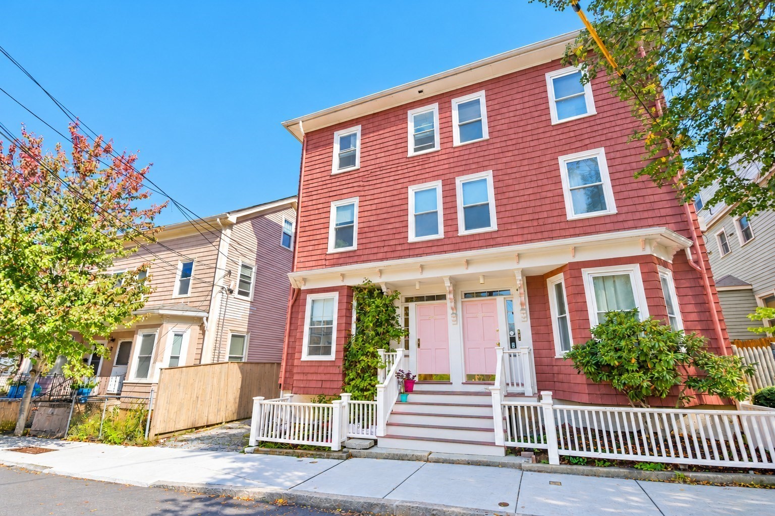 247 Chestnut St