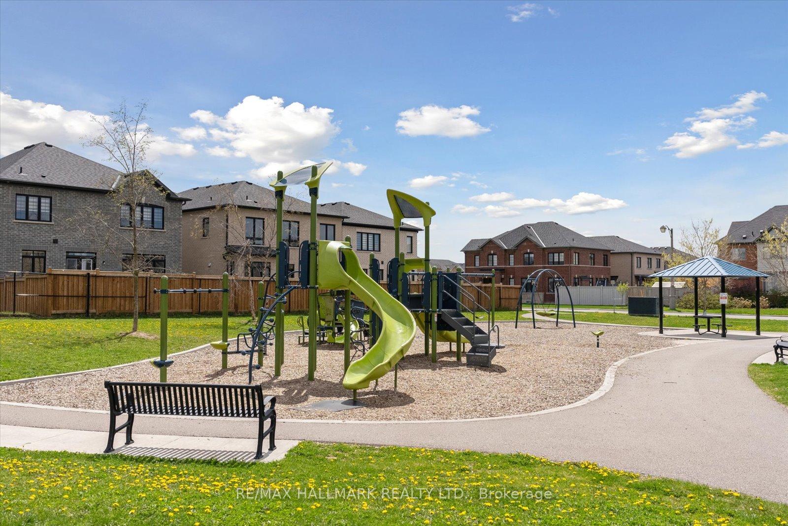37 Maplebank Crescent, Whitchurch-Stouffville