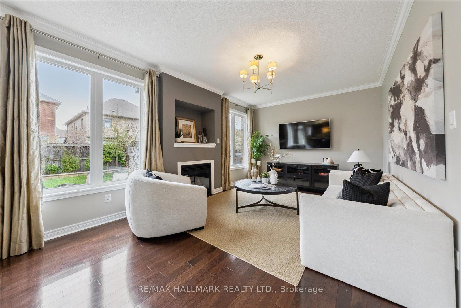 37 Maplebank Crescent, Whitchurch-Stouffville