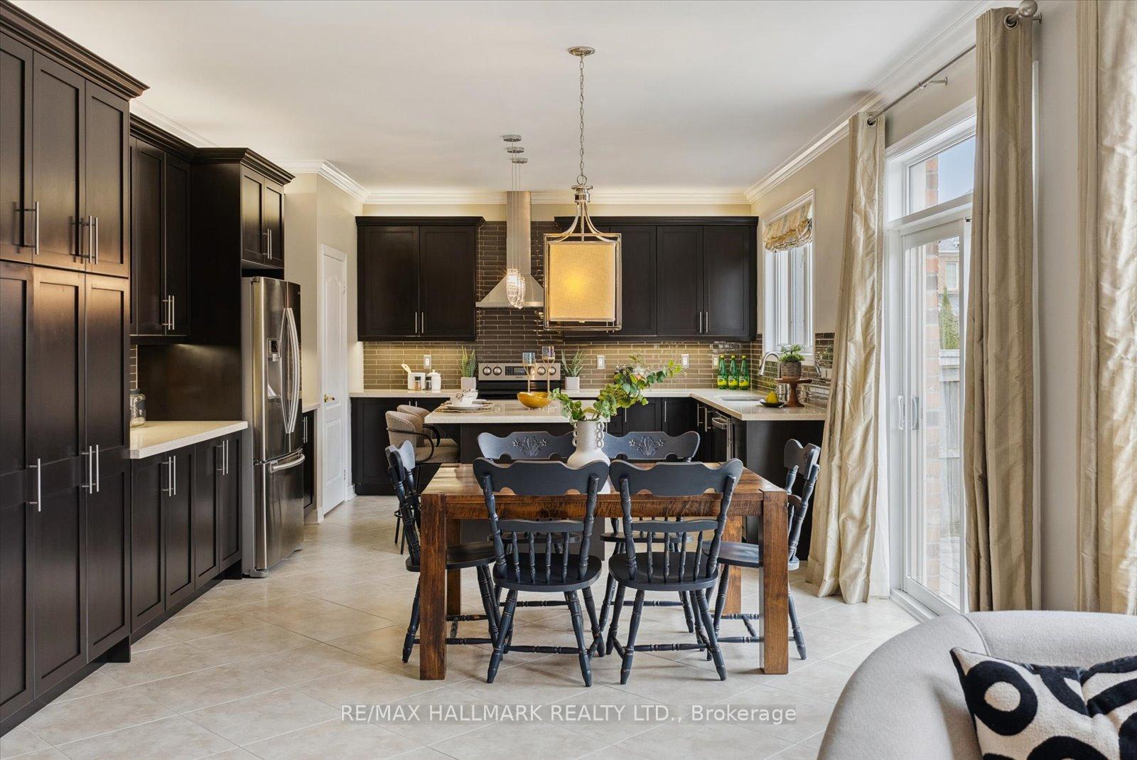 37 Maplebank Crescent, Whitchurch-Stouffville