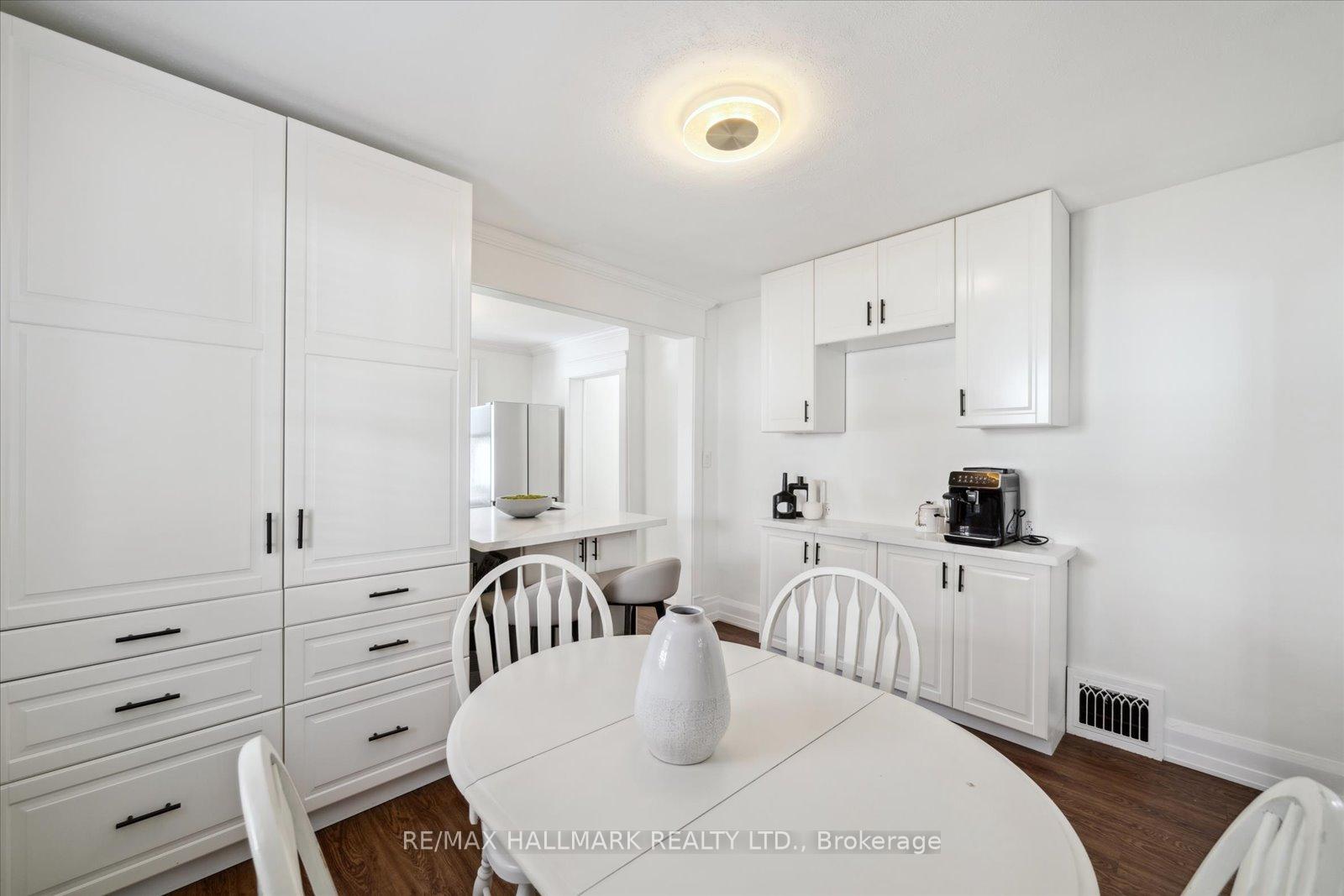 6499 Main Street, Whitchurch-Stouffville