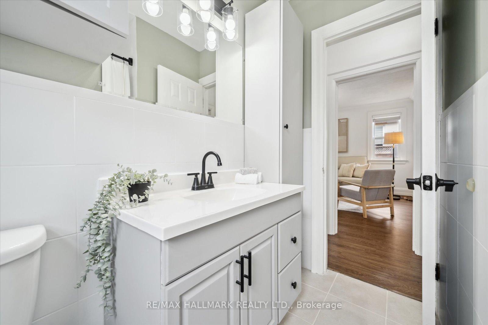 6499 Main Street, Whitchurch-Stouffville