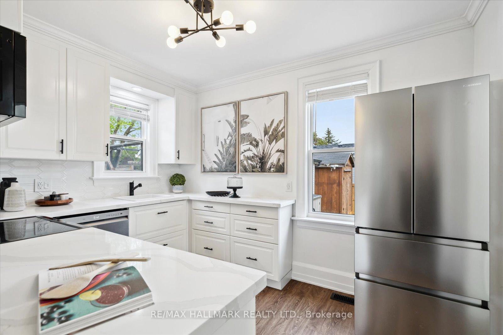 6499 Main Street, Whitchurch-Stouffville
