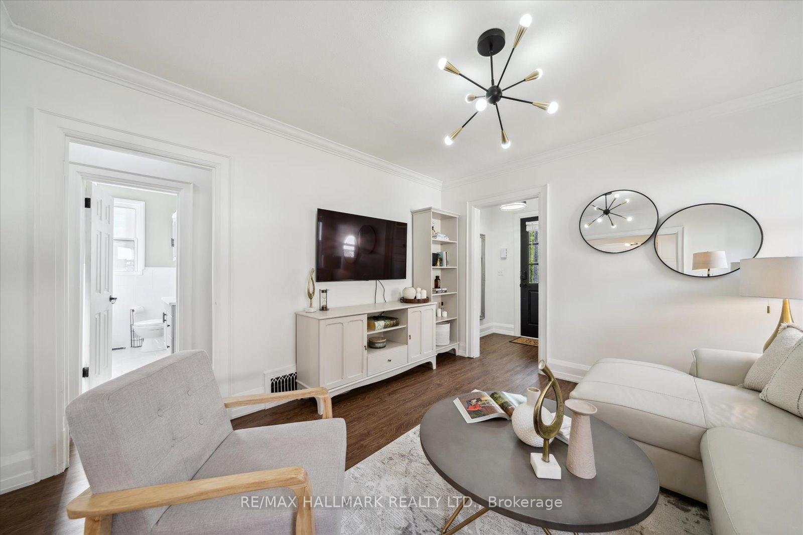 6499 Main Street, Whitchurch-Stouffville