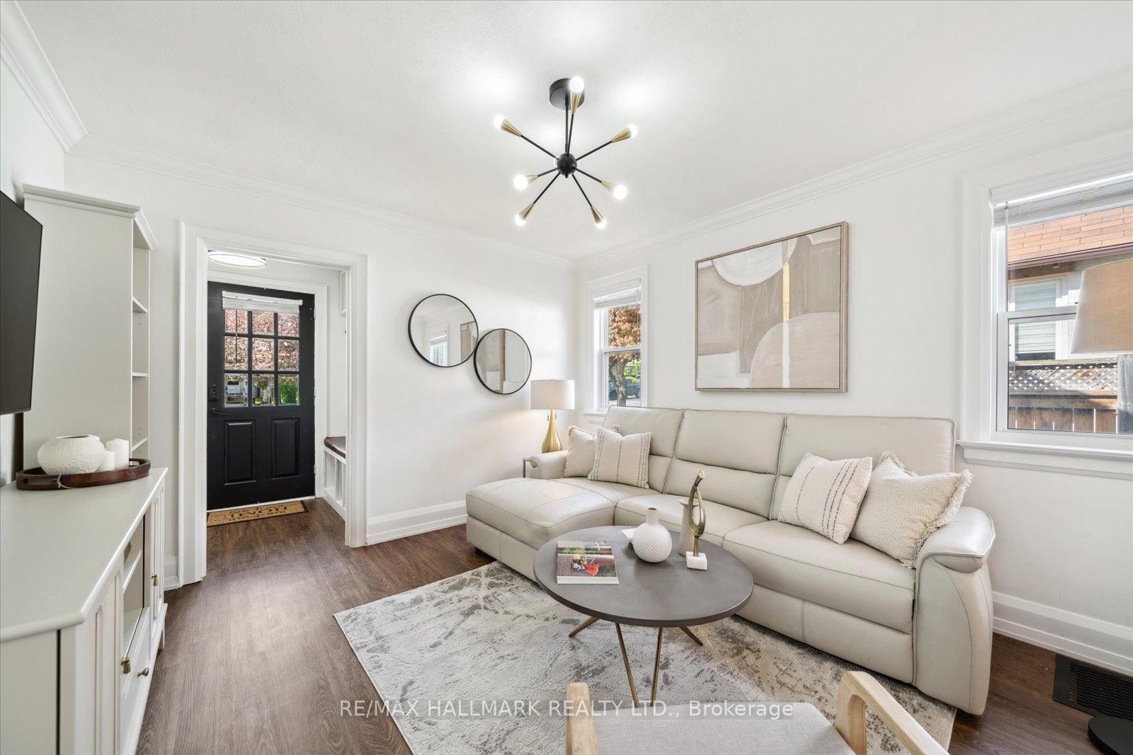6499 Main Street, Whitchurch-Stouffville