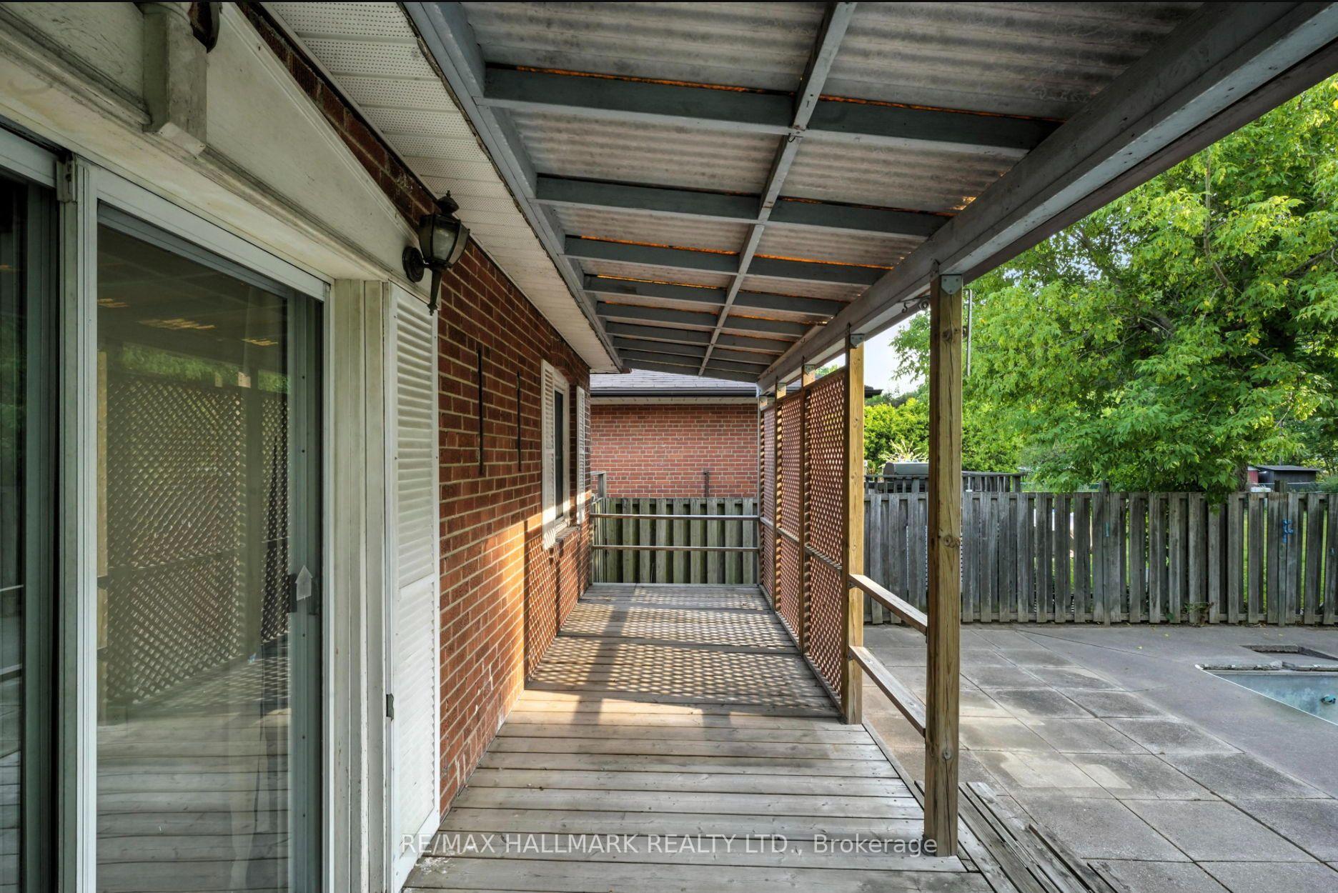 2975 Weston Road, Toronto W05