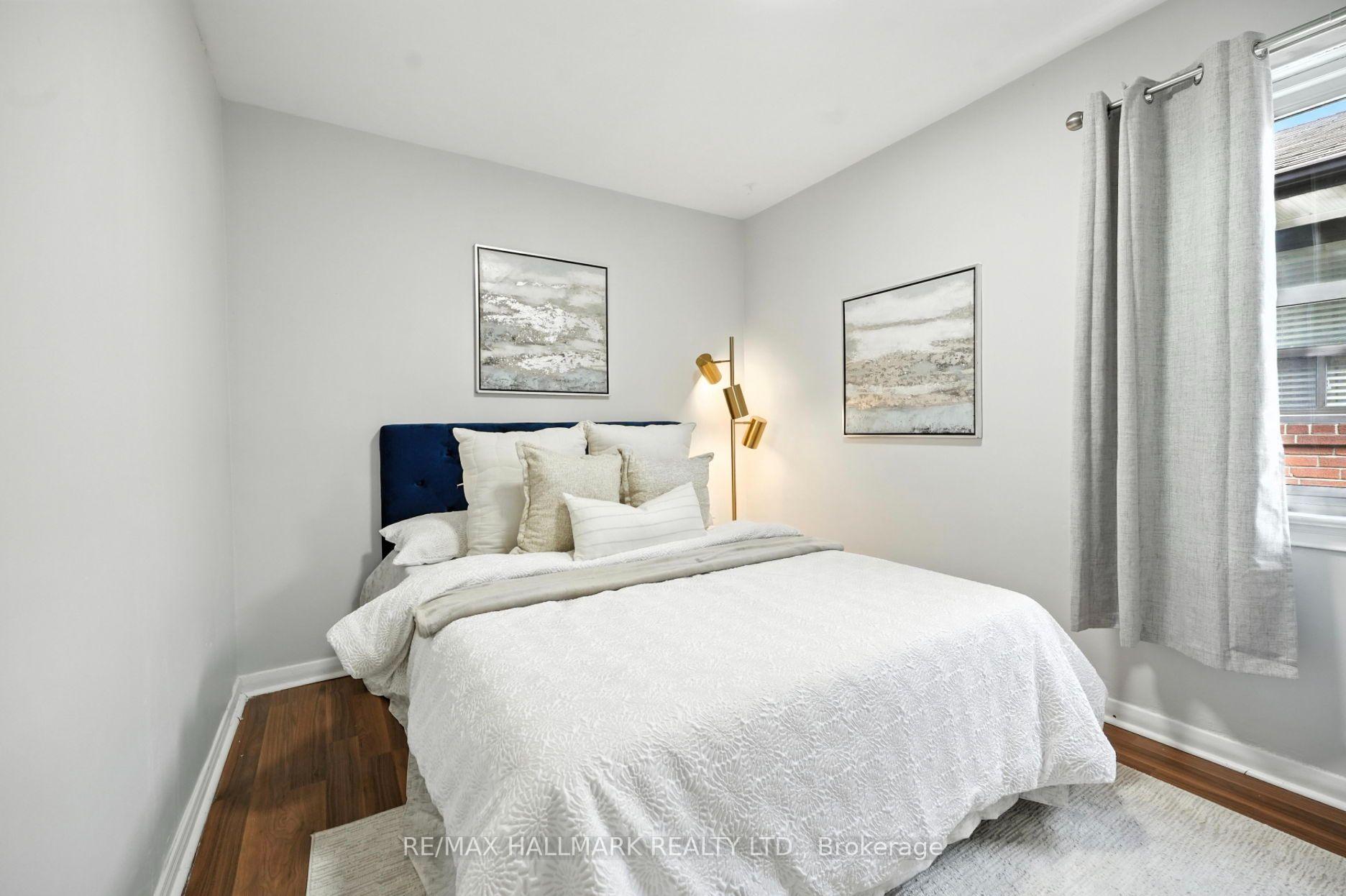 2975 Weston Road, Toronto W05