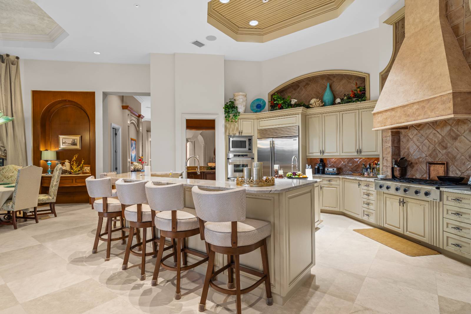 4457 Club Estates Dr