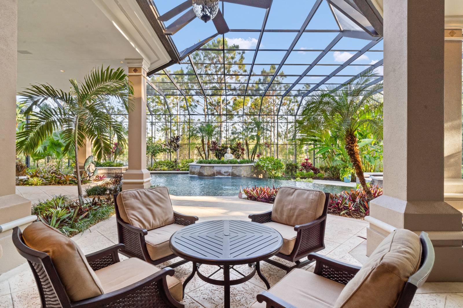 4457 Club Estates Dr