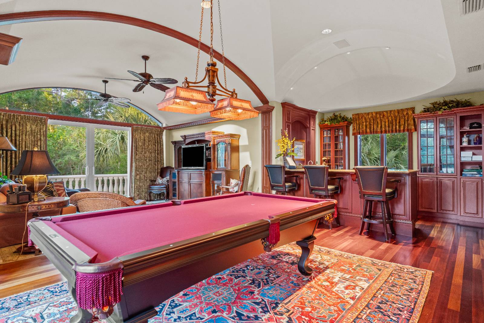 4457 Club Estates Dr