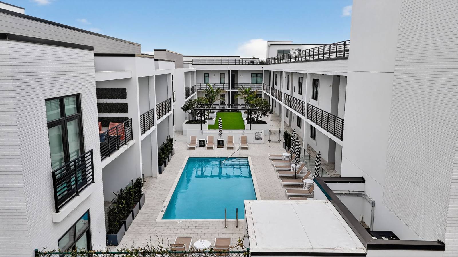 850 Central, #208
