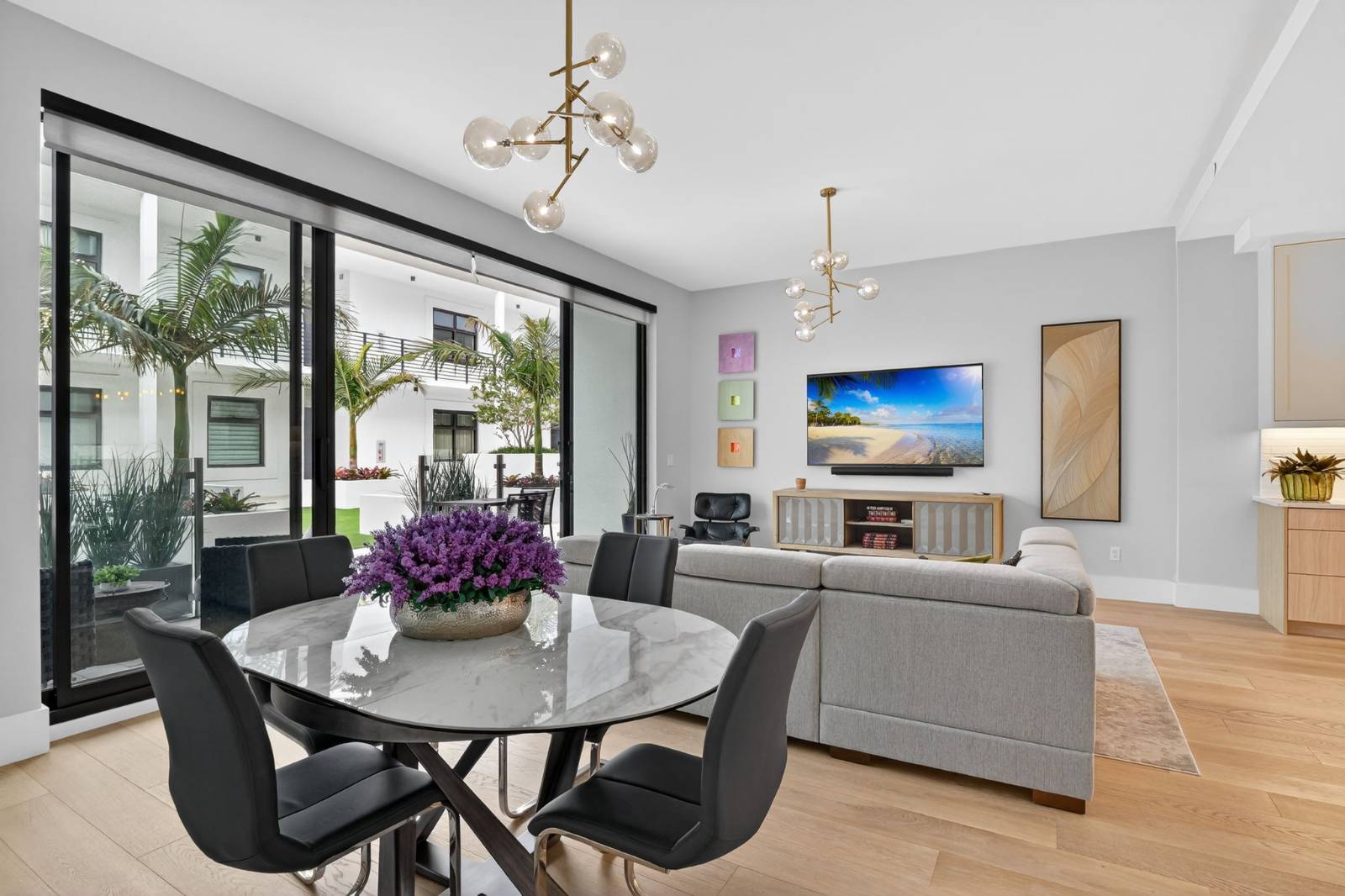 850 Central, #208