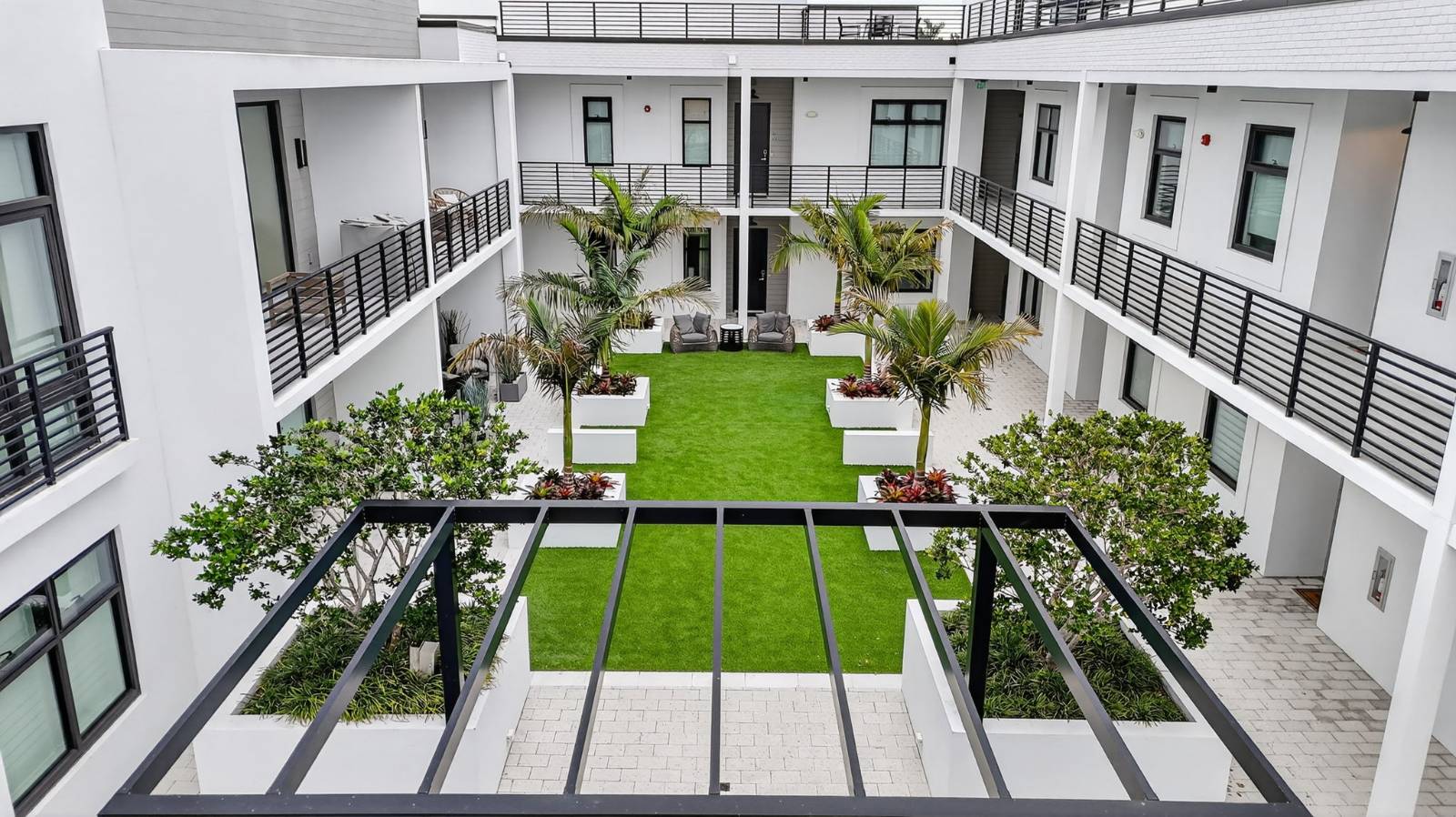 850 Central, #208