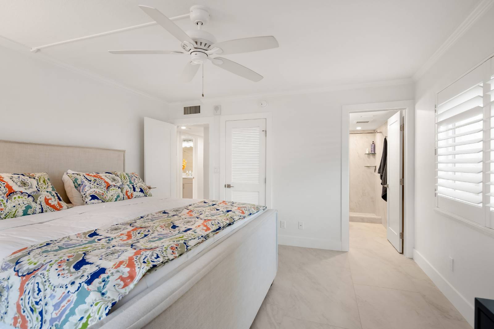 3000 Gulf Shore Blvd N, #106