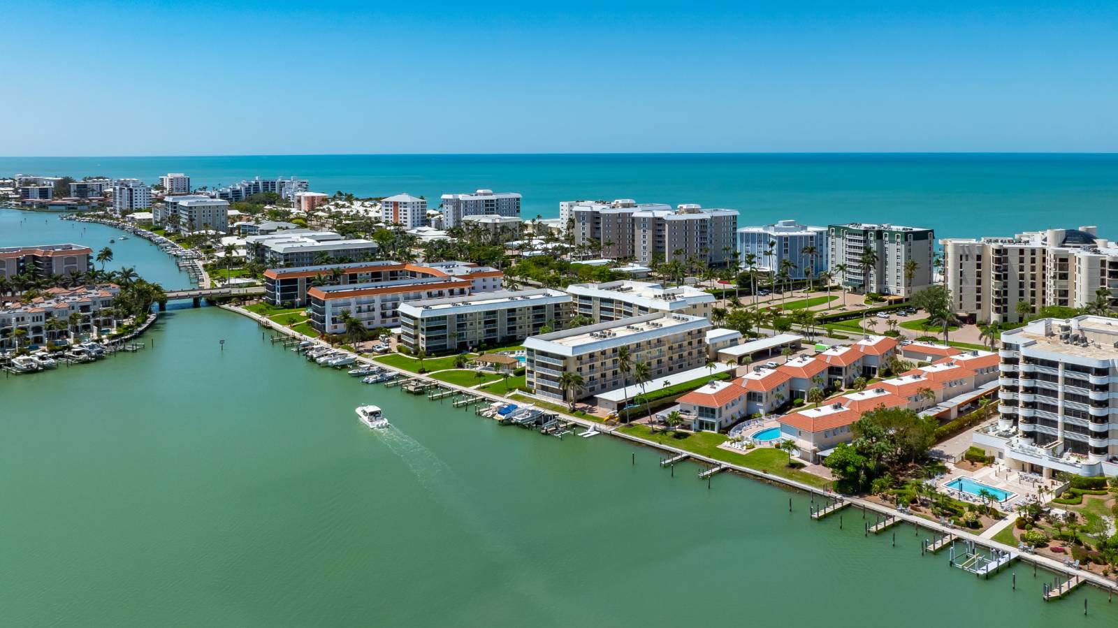 3000 Gulf Shore Blvd N, #106