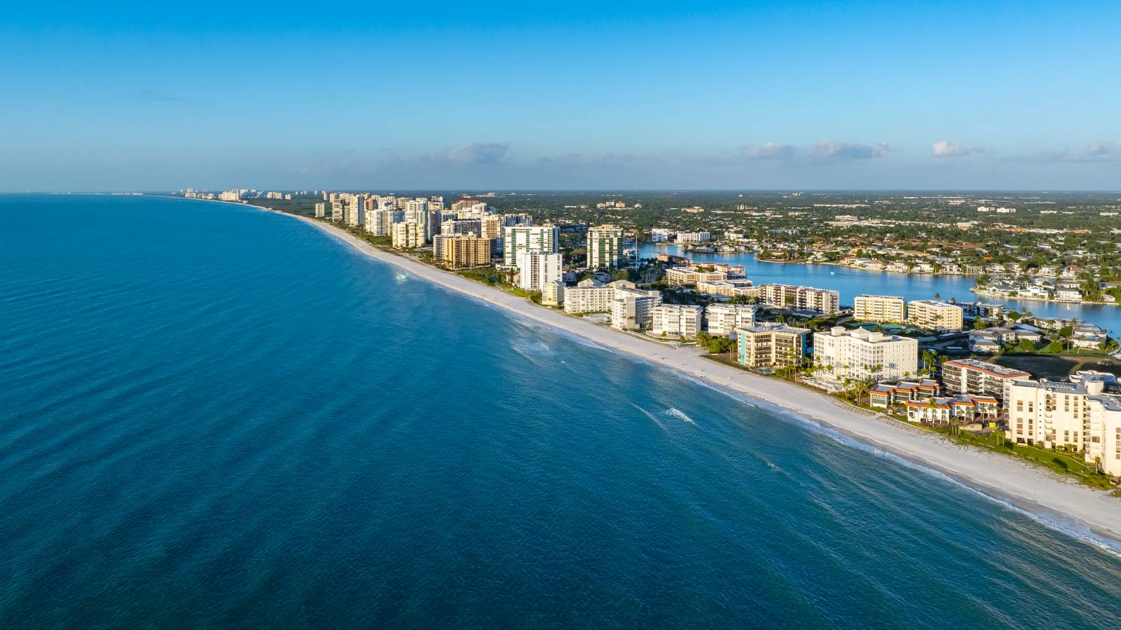 3000 Gulf Shore Blvd N, #106