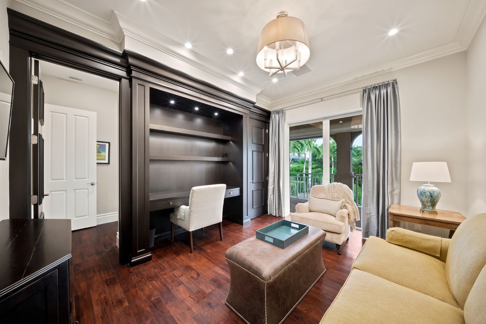 106 Eugenia Dr
