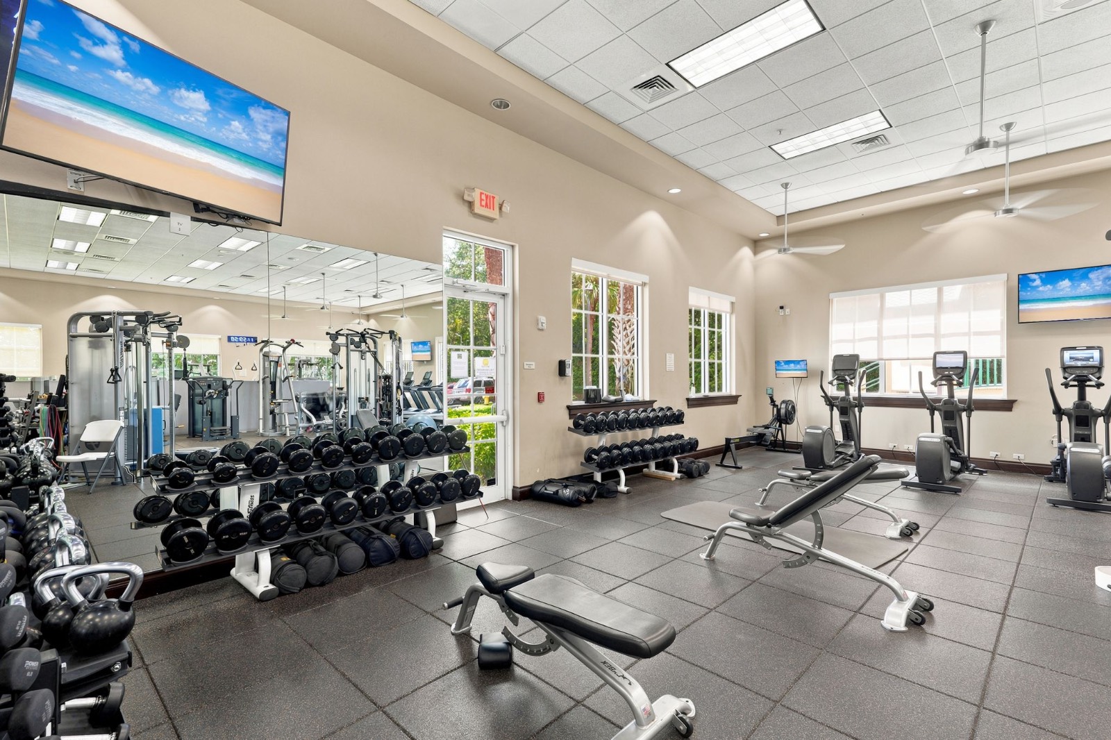 1845 Les Chateaux Blvd, #303