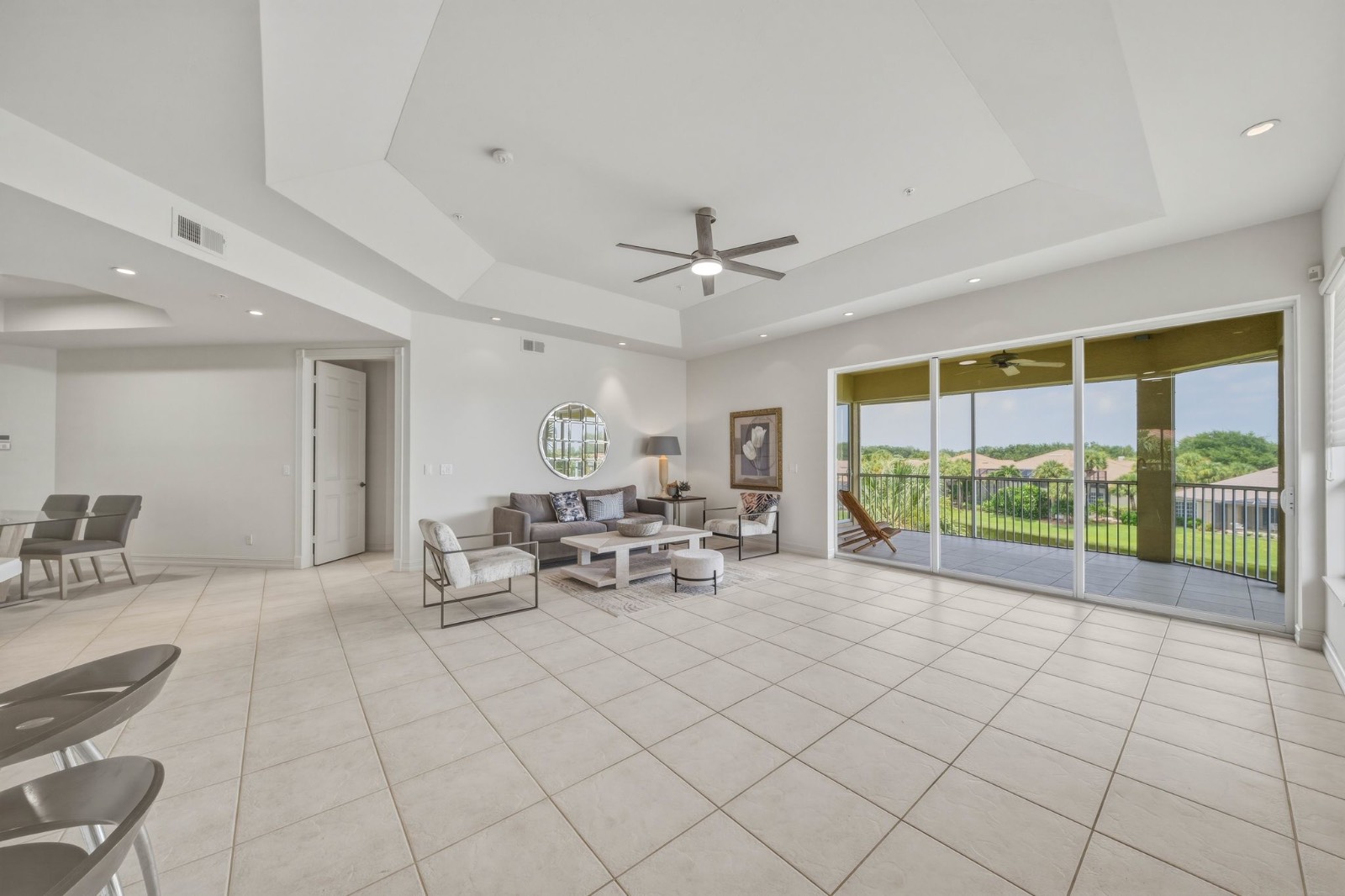 1845 Les Chateaux Blvd, #303
