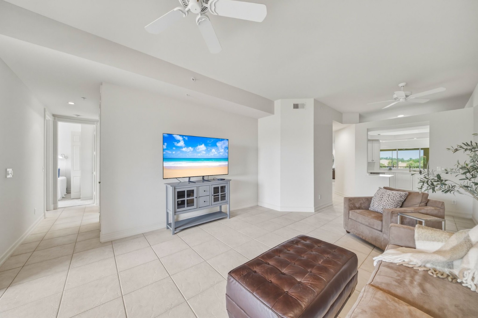 1845 Les Chateaux Blvd, #303
