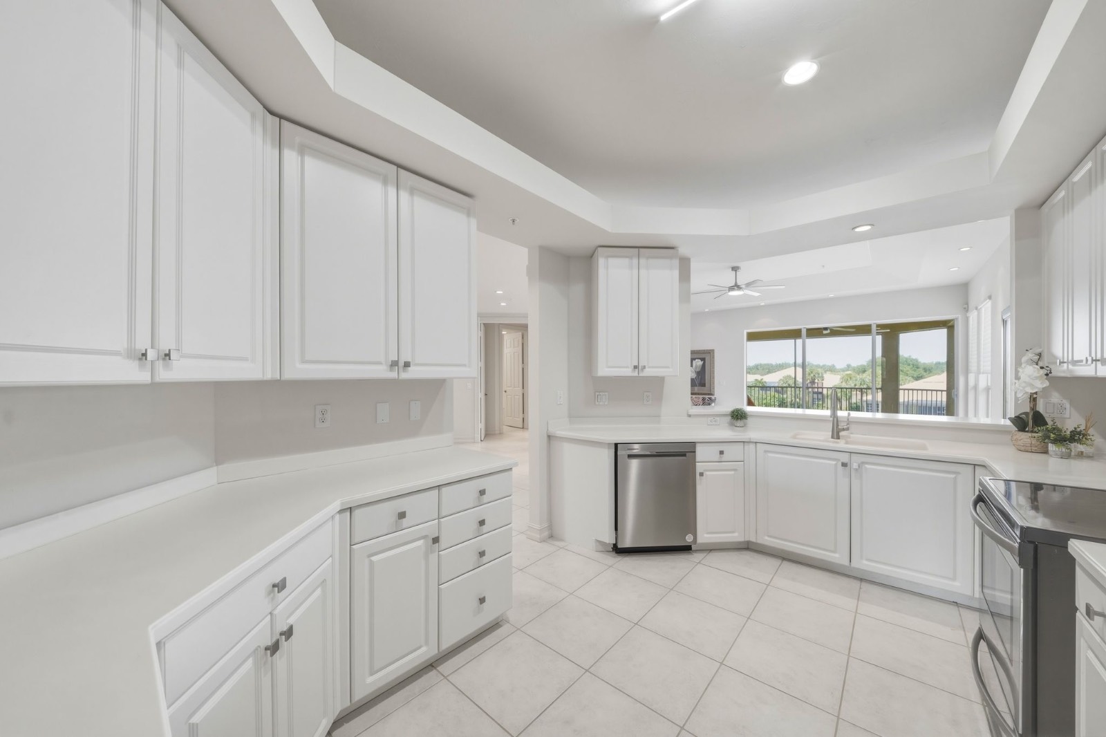 1845 Les Chateaux Blvd, #303