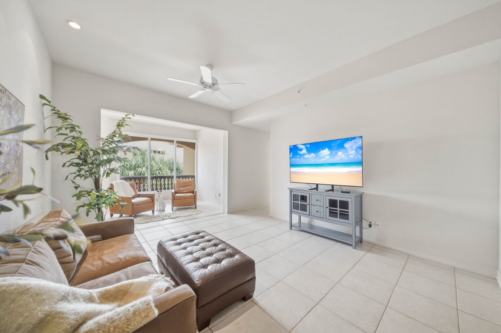 1845 Les Chateaux Blvd, #303