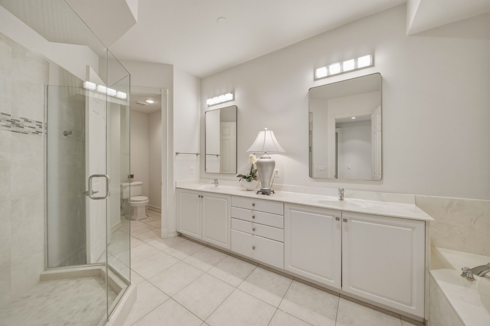 1845 Les Chateaux Blvd, #303