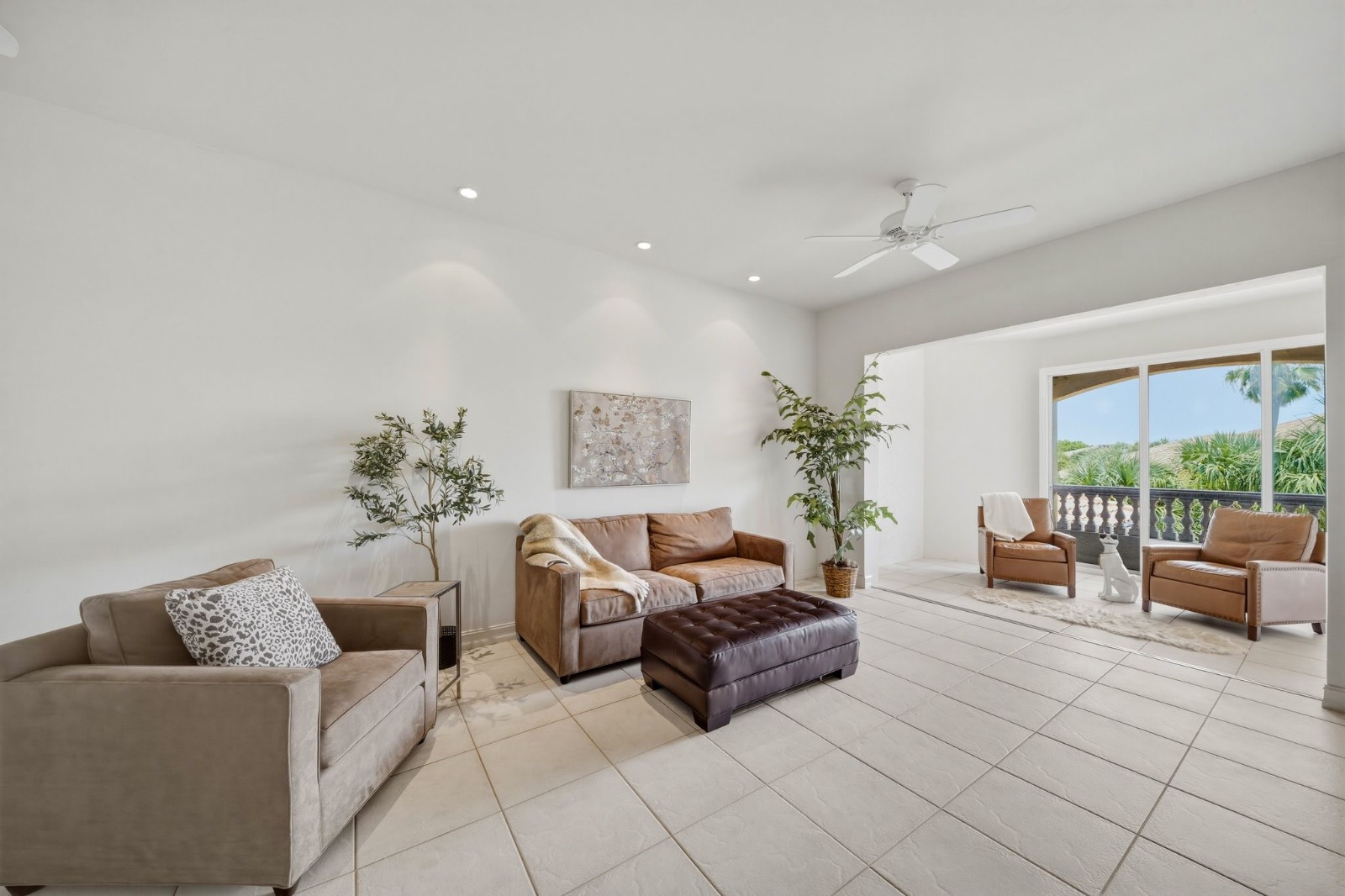 1845 Les Chateaux Blvd, #303