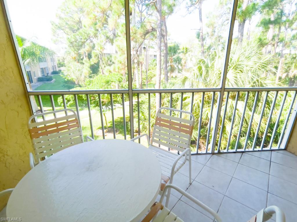 3072 Sandpiper Bay CIR # M202