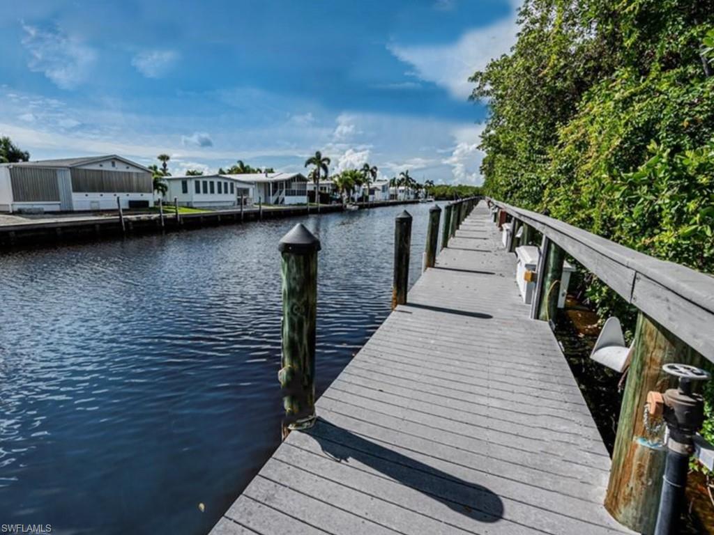 3072 Sandpiper Bay CIR # M202