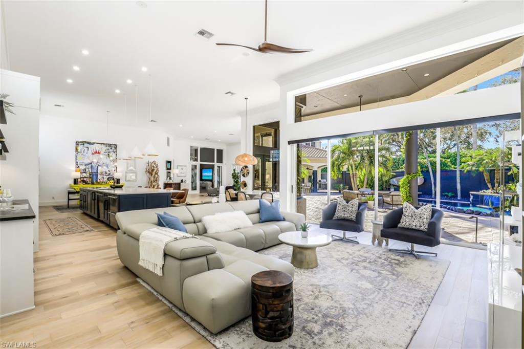 1108 Grand Isle DR