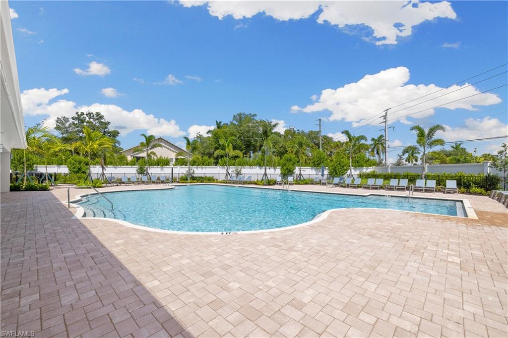 1213 Enbrook LOOP