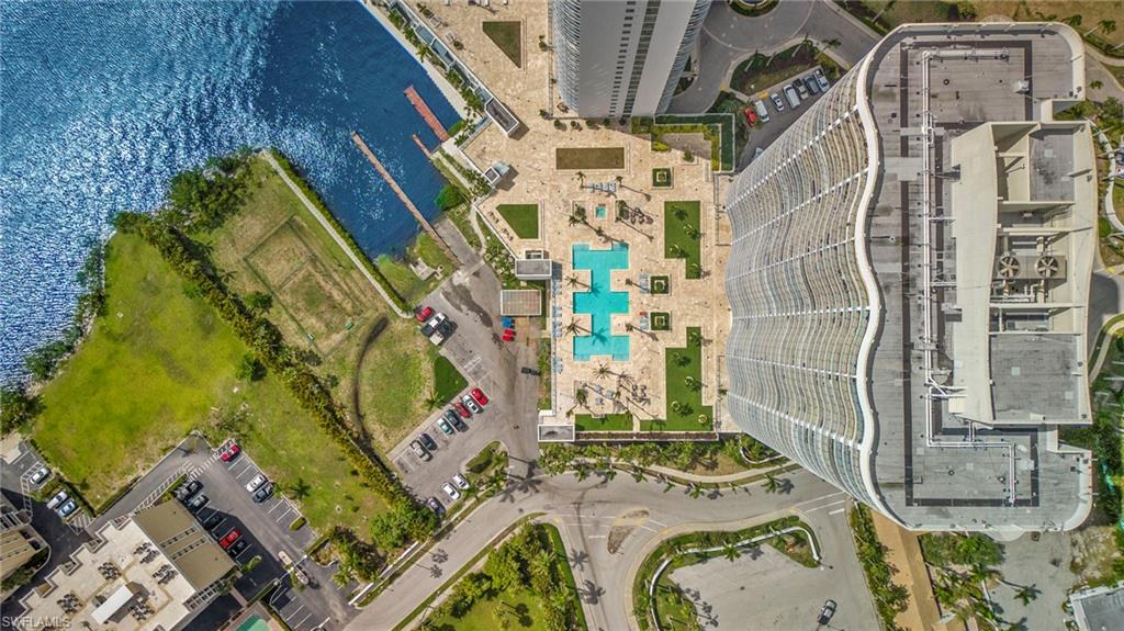 3000 Oasis Grand BLVD # 2706