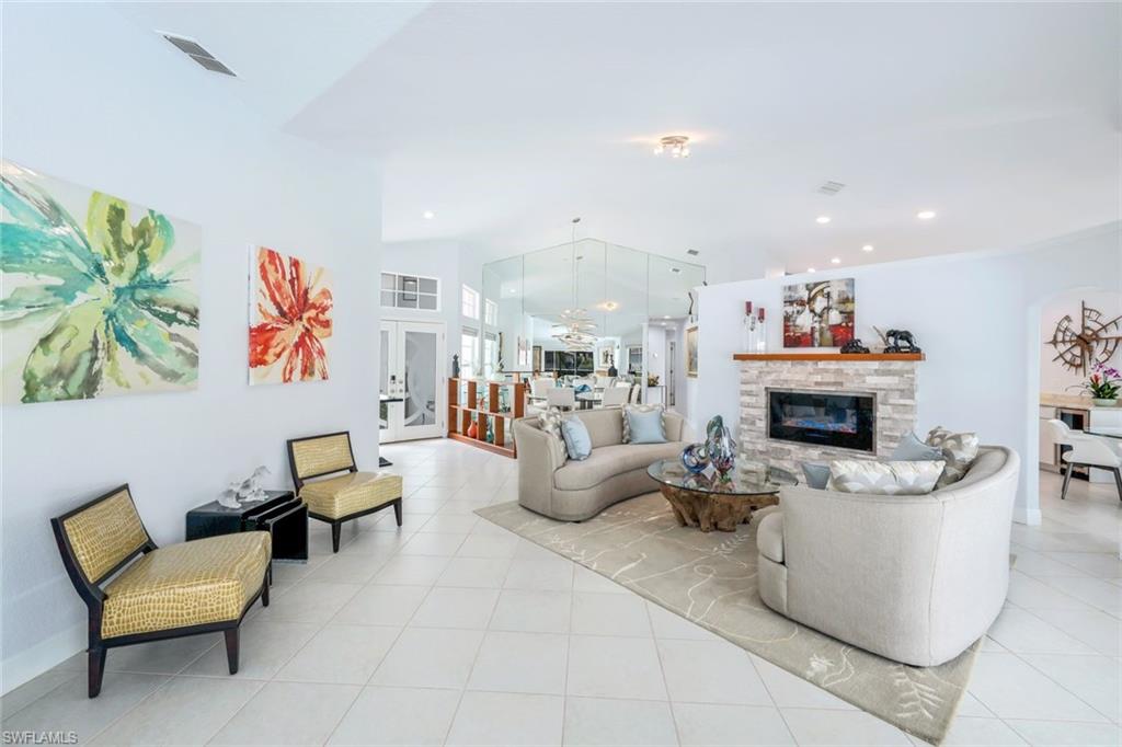 1343 Old Oak LN