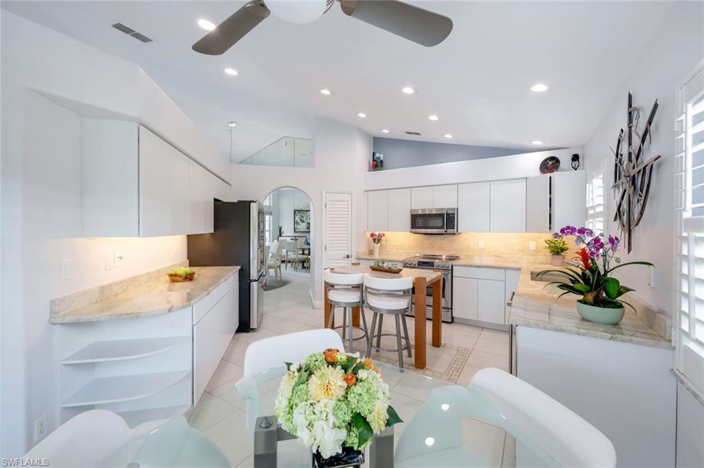 1343 Old Oak LN