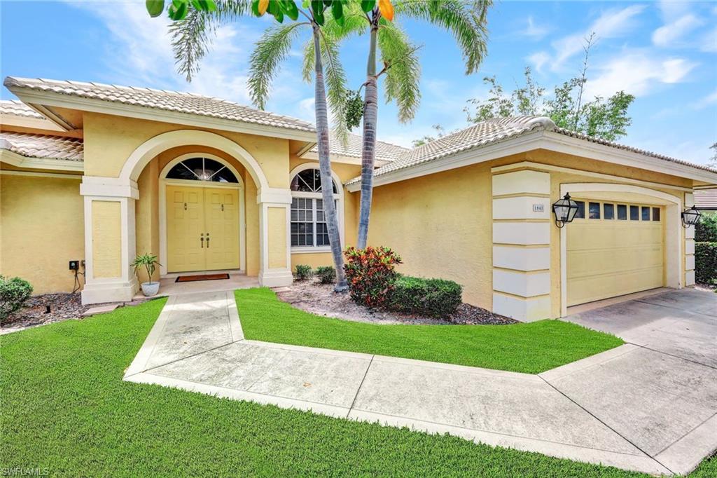 1843 Mission DR