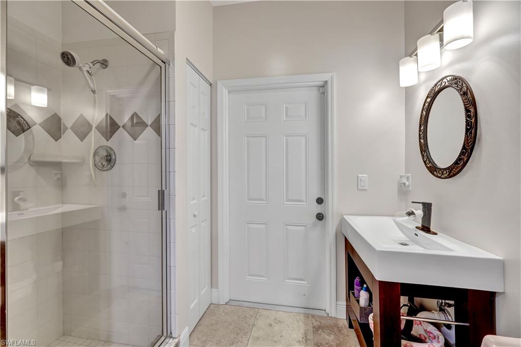 8146 Las Palmas WAY