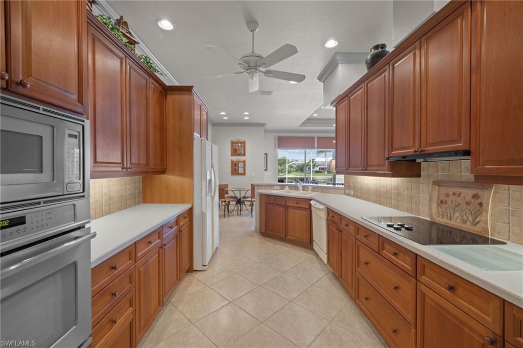 14710 Glen Eden DR