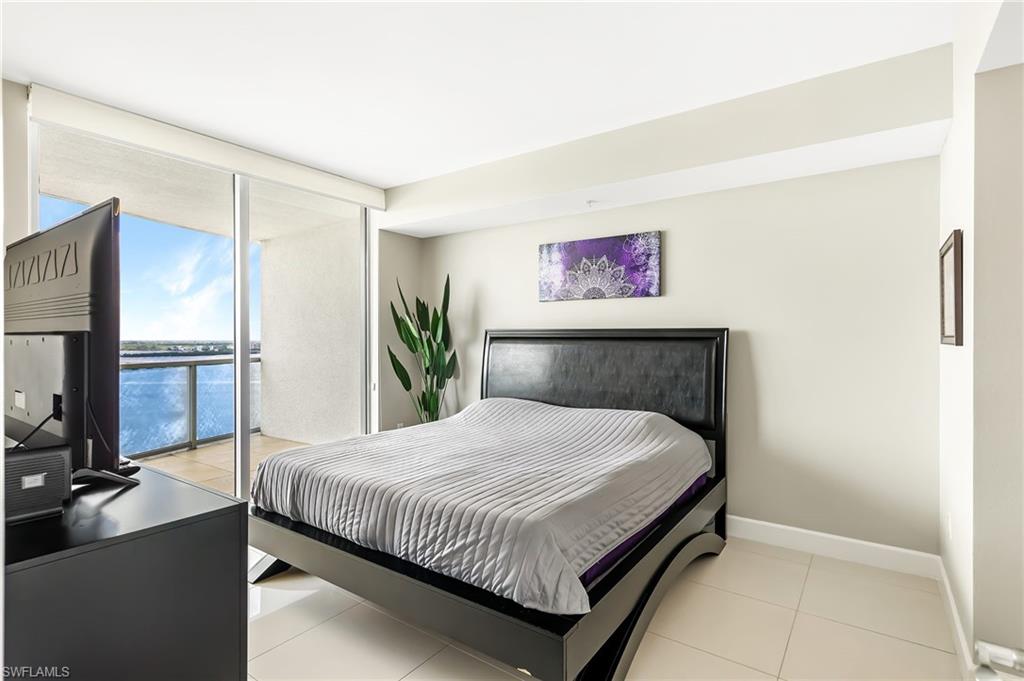 3000 Oasis Grand BLVD # 2606