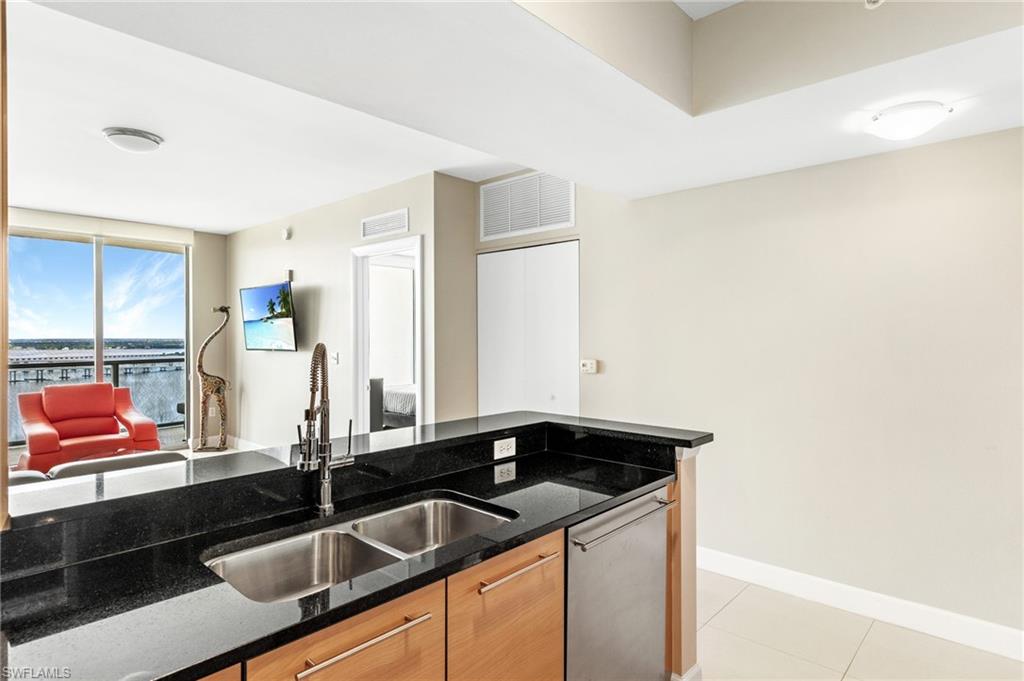 3000 Oasis Grand BLVD # 2606