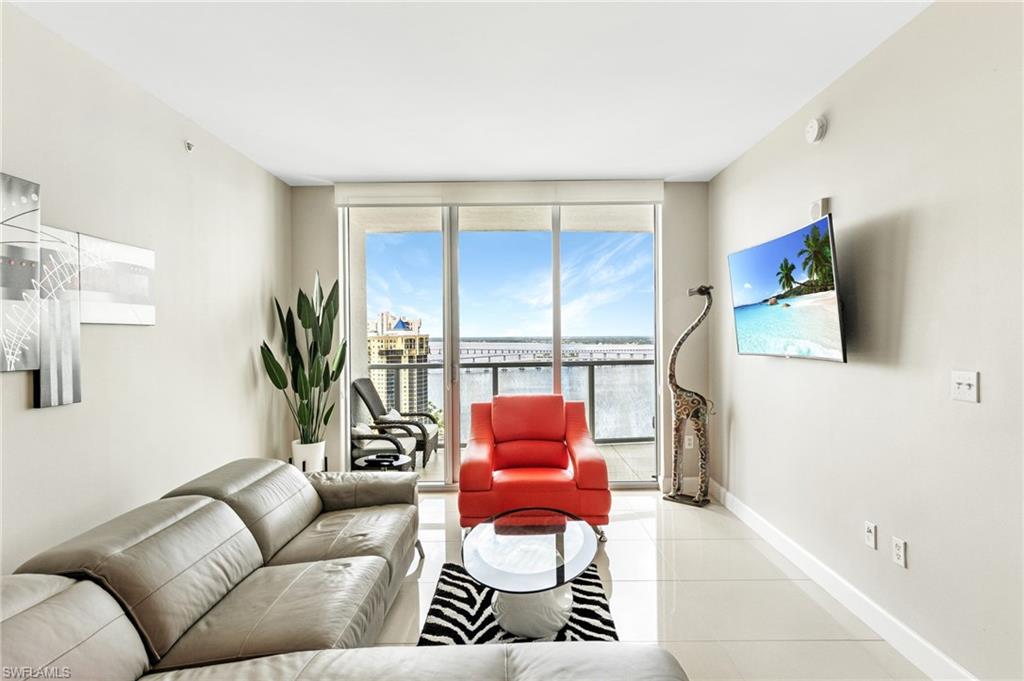 3000 Oasis Grand BLVD # 2606