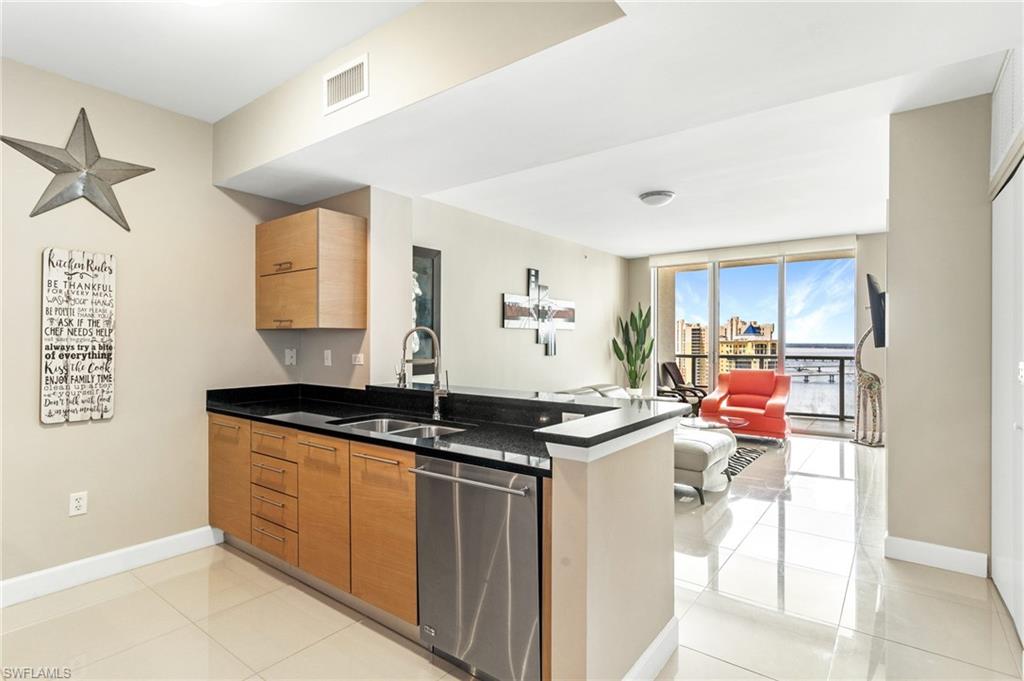 3000 Oasis Grand BLVD # 2606