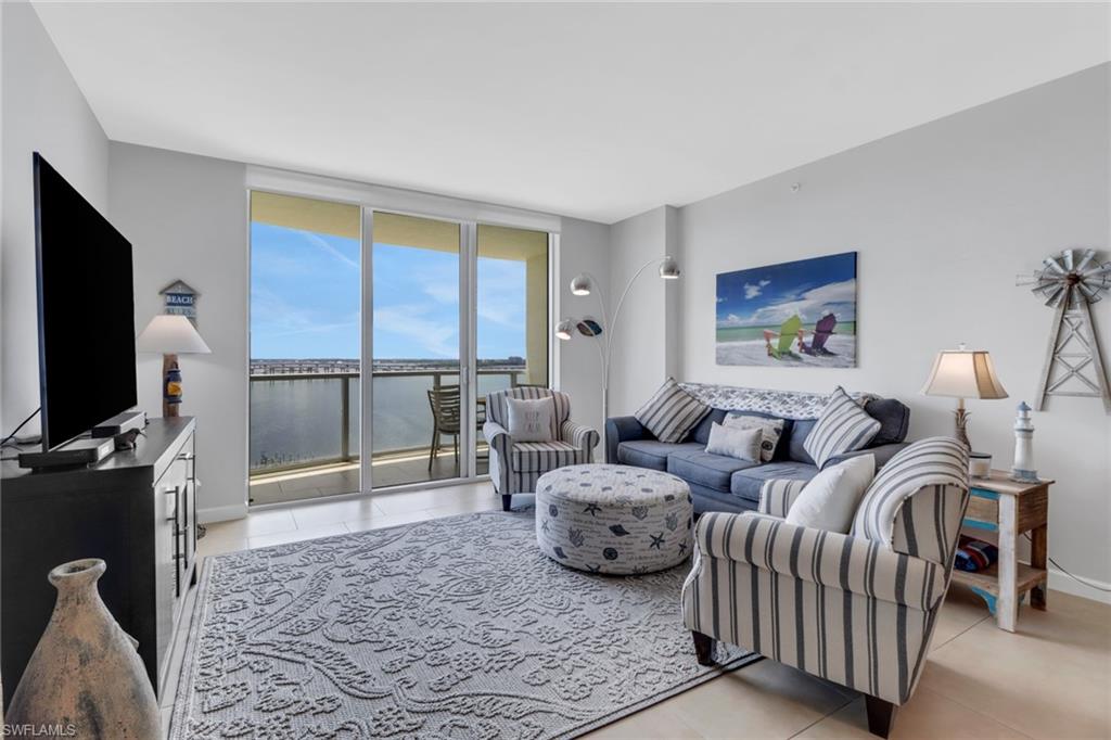 3000 Oasis Grand BLVD # 1404