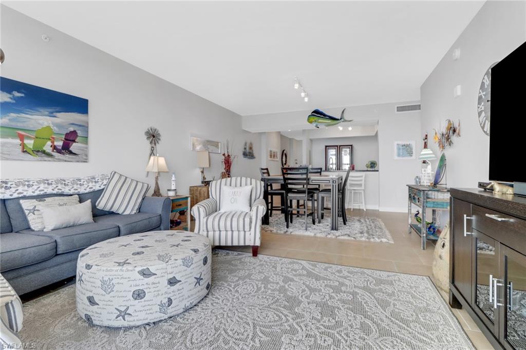 3000 Oasis Grand BLVD # 1404